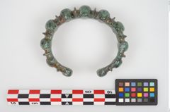 Foto von Bronzebuckelarmreif (NHMW-PRAE-026255)